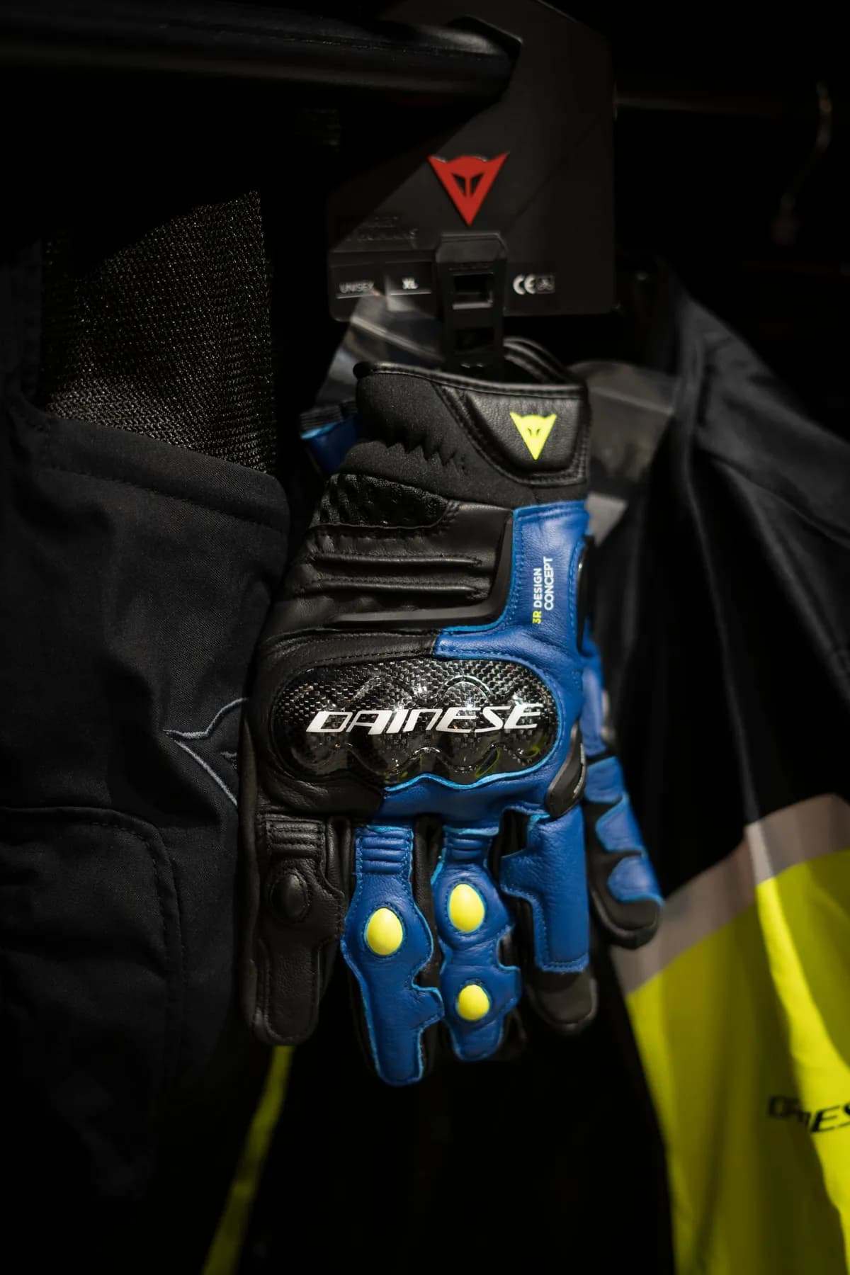 Shalimar Racing Gloves